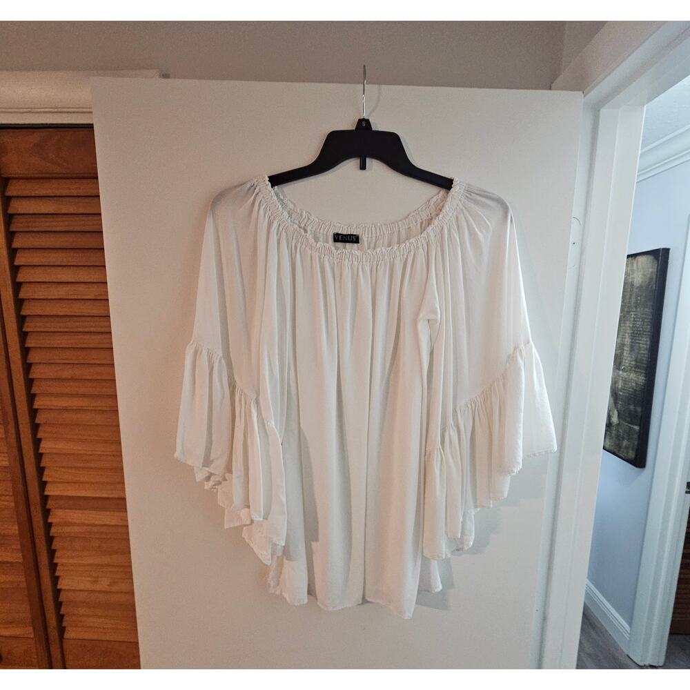 Women's Venus White Shirt/Cover-up One Size Fits All, Never Worn. - Picture 1 of 5
